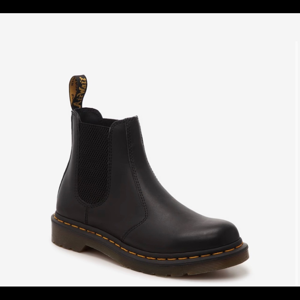 Dr. Martens Chelsea Boot
